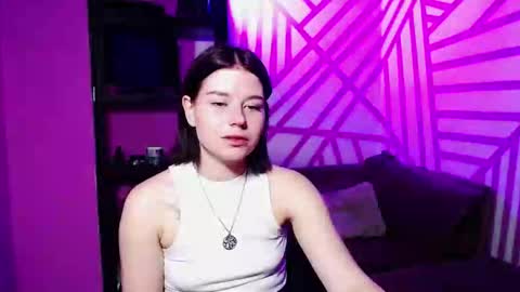 Snapshot of oltaroom chatting on 3, 10, 2025 Olta online show from 3, 10, 2025