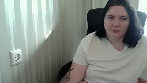 OlyaAndNetty online show from 30, 10, 2025