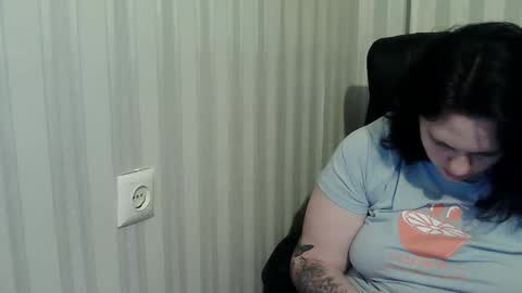 OlyaAndNetty online show from 31, 10, 2025