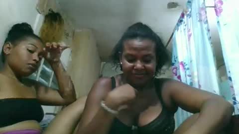 olyvienne90 online show from 26, 11, 2025