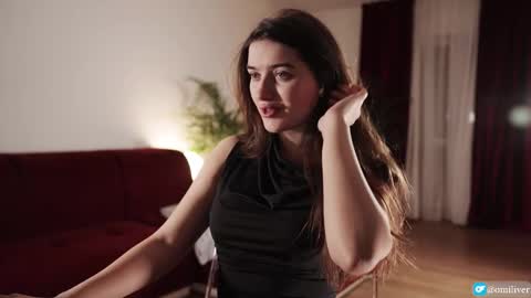 Snapshot of omiliver chatting on 30, 11, 2025 or online show from 30, 11, 2025