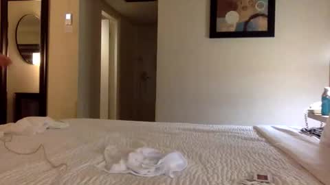 omilk online show from 16, 10, 2025