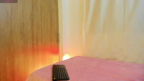 Violette online show from 2, 6, 2026