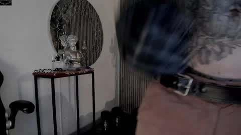 Snapshot of onceagain97_ chatting on 5, 11, 2025 ... online show from 5, 11, 2025