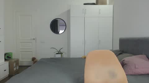 onebestlover online show from 20, 1, 2025