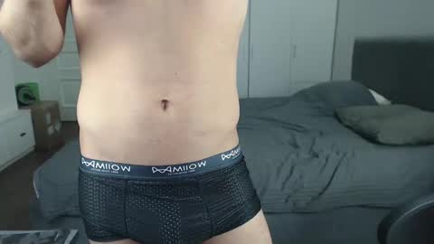 onebestlover online show from 25, 1, 2025