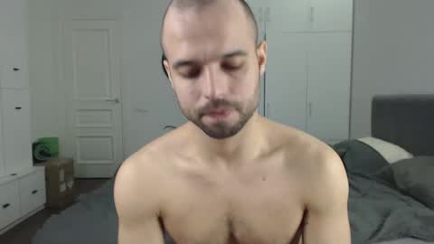 onebestlover online show from 30, 1, 2025