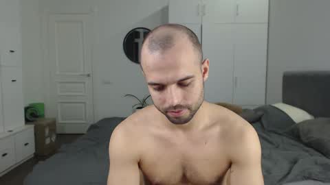 onebestlover online show from 30, 1, 2025