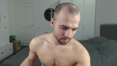 onebestlover online show from 31, 1, 2025