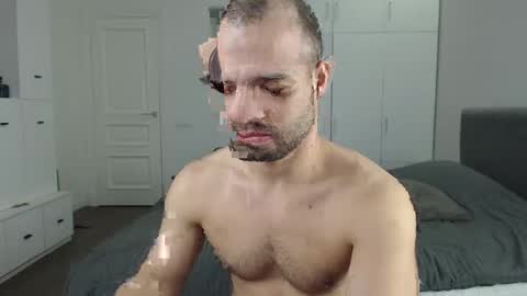 onebestlover online show from 6, 2, 2025