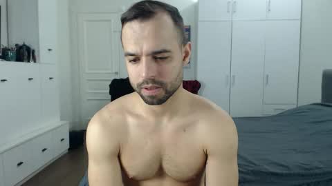 onebestlover online show from 13, 5, 2026