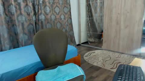 Snapshot of oneboy1x1 chatting on 16, 4, 2026 oneboy1x1 online show from 16, 4, 2026