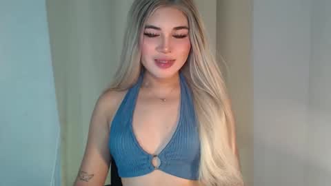 Snapshot of onegreattransdiva chatting on 25, 9, 2025 Goddess Rhiane online show from 25, 9, 2025