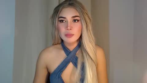 Snapshot of onegreattransdiva chatting on 29, 9, 2025 Goddess Rhiane online show from 29, 9, 2025