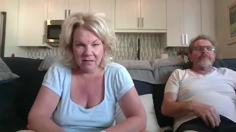 couple mature milf bigboobs curvy mommydaddy online show from 22, 2, 2025