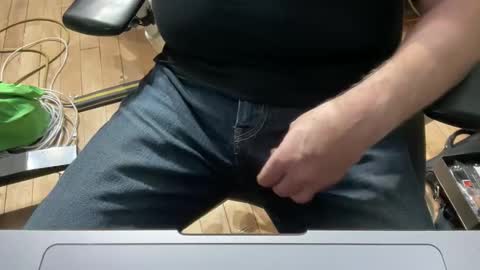 onlocationnyc online show from 27, 3, 2026