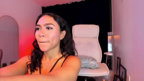 misssaray official online show from 3, 10, 2025