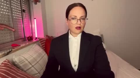 The cutest model on this site online show from 18, 6, 2026