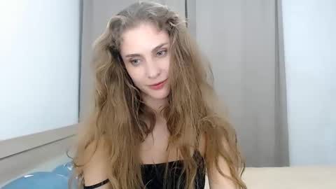 Snapshot of onnaone chatting on 10, 12, 2024 OnnA online show from 10, 12, 2024