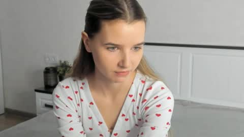 Snapshot of onyxvespera chatting on 28, 5, 2026 onyxvespera online show from 28, 5, 2026