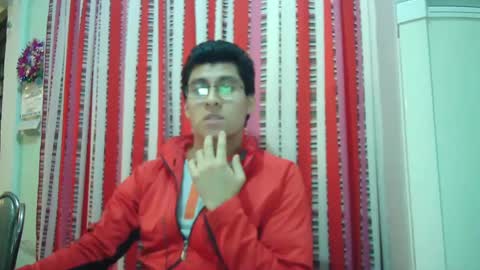 Snapshot of oomaurooo chatting on 18, 12, 2024 oomaurooo online show from 18, 12, 2024
