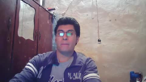 Snapshot of oomaurooo chatting on 23, 12, 2024 oomaurooo online show from 23, 12, 2024