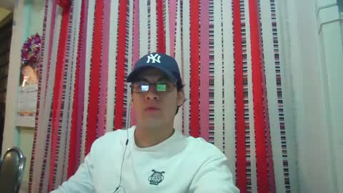 Snapshot of oomaurooo chatting on 26, 12, 2024 oomaurooo online show from 26, 12, 2024