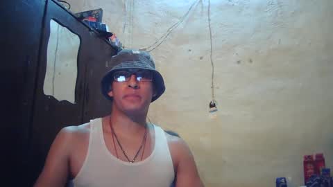 oomaurooo online show from 20, 9, 2025