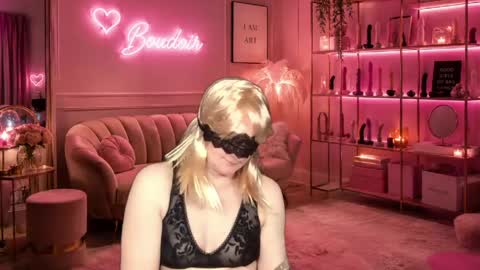 Snapshot of oopsmyass chatting on 2, 6, 2026 oopsmyass online show from 2, 6, 2026