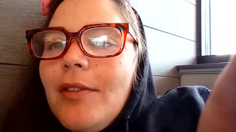 Snapshot of oosunshinebubblesoo chatting on 1, 10, 2025 oosunshinebubblesoo online show from 1, 10, 2025