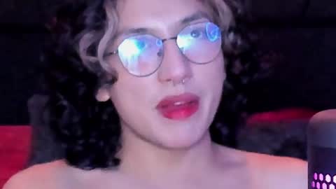 Snapshot of opalo_azul chatting on 12, 2, 2025 Opalo Azul online show from 12, 2, 2025