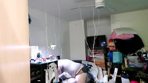 Snapshot of opalockajoe chatting on 18, 9, 2025 TsJojo online show from 18, 9, 2025