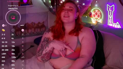 Snapshot of opalreigning chatting on 17, 4, 2026 Opal online show from 17, 4, 2026