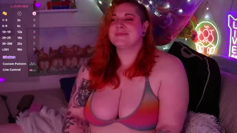 Snapshot of opalreigning chatting on 2, 5, 2026 Opal online show from 2, 5, 2026