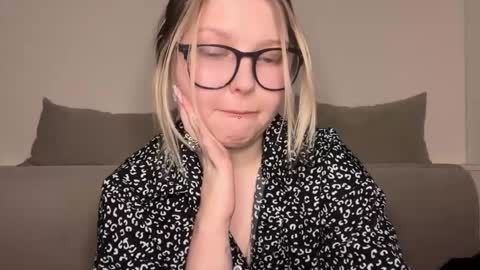 Ophelia online show from 5, 3, 2026