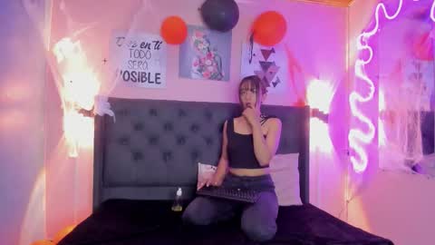 ophelune online show from 27, 10, 2025