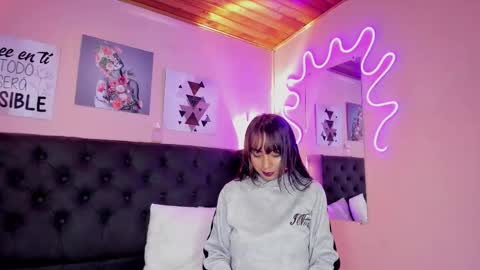 ophelune online show from 4, 11, 2025