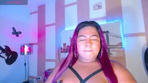 Snapshot of opraxbell chatting on 7, 1, 2026 OpraxBell online show from 7, 1, 2026