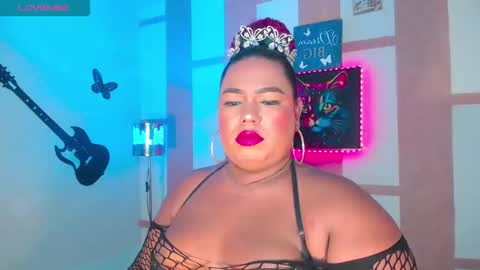 Snapshot of opraxbell chatting on 4, 2, 2026 OpraxBell online show from 4, 2, 2026