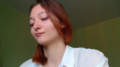 Snapshot of orange___melani chatting on 8, 10, 2025 Melani online show from 8, 10, 2025