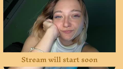 Snapshot of orange___melani chatting on 23, 10, 2025 Melani online show from 23, 10, 2025