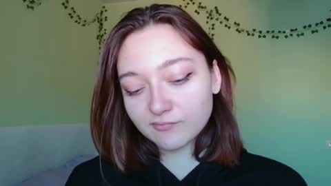 Snapshot of orange___melani chatting on 4, 2, 2026 Melani online show from 4, 2, 2026