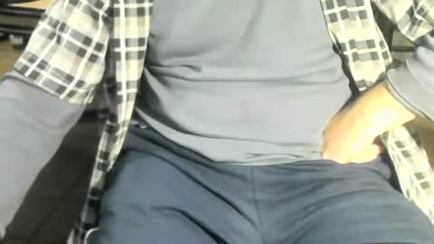 Snapshot of ore_cam chatting on 10, 4, 2026 Ore online show from 10, 4, 2026