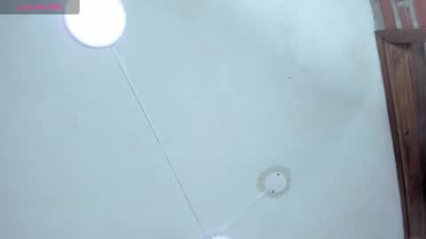 Snapshot of oriana_guzman chatting on 4, 12, 2024 Miss Guzman  online show from 4, 12, 2024