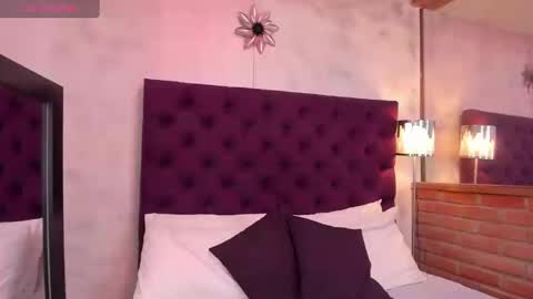 Snapshot of oriana_guzman chatting on 12, 12, 2024 Miss Guzman  online show from 12, 12, 2024