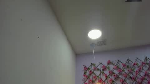 Snapshot of oriana_guzman chatting on 6, 3, 2025 Miss Guzman  online show from 6, 3, 2025