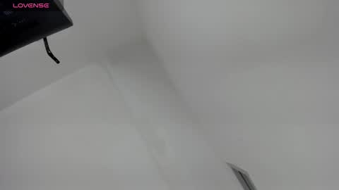 Snapshot of oriana_guzman chatting on 6, 10, 2025 Miss Guzman  online show from 6, 10, 2025