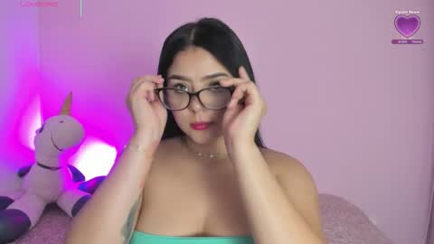 Snapshot of oriana_guzman chatting on 22, 10, 2025 Miss Guzman  online show from 22, 10, 2025