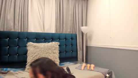 Oriana  online show from 16, 1, 2026