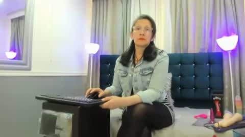 Oriana  online show from 26, 4, 2026